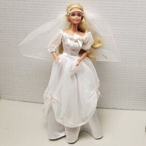 Barbie Doll In Fashion Avenue Bride Outfit 1996